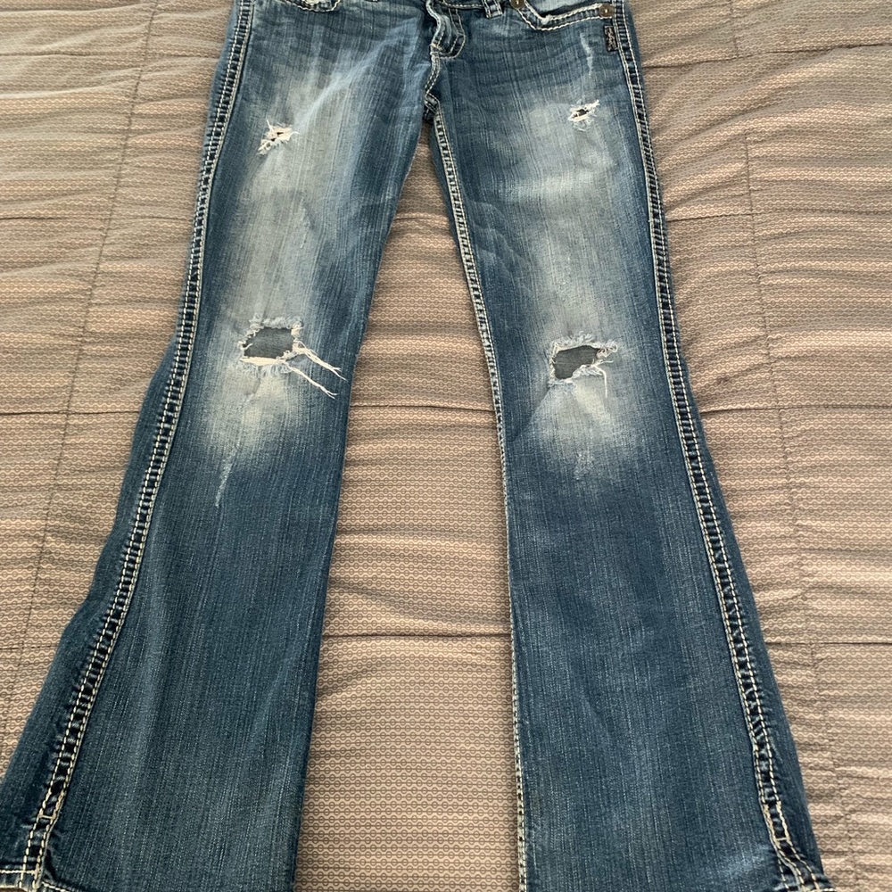 Silver Jeans - Picture 2 of 5